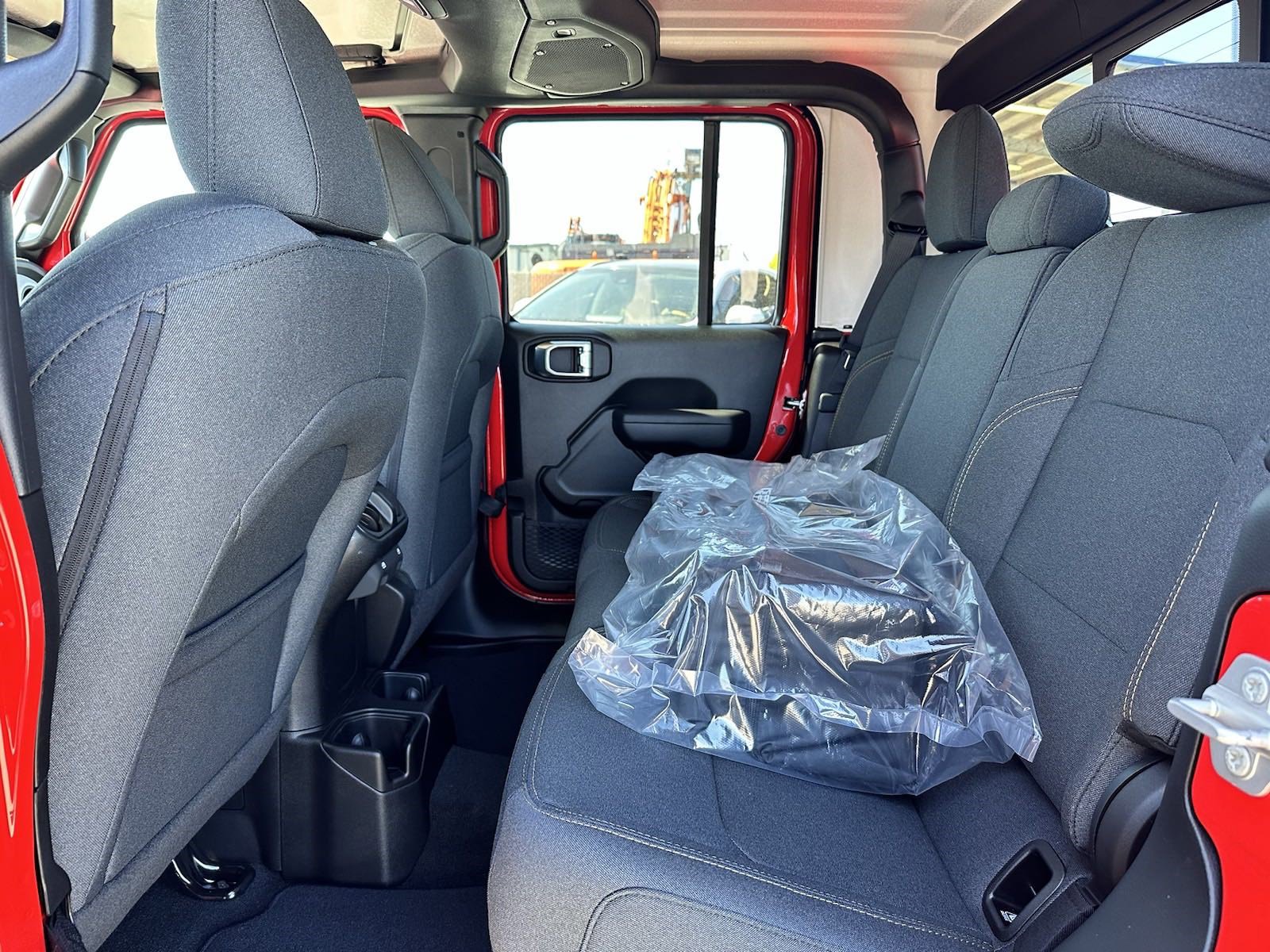 New 2024 Jeep Gladiator Sport image 12