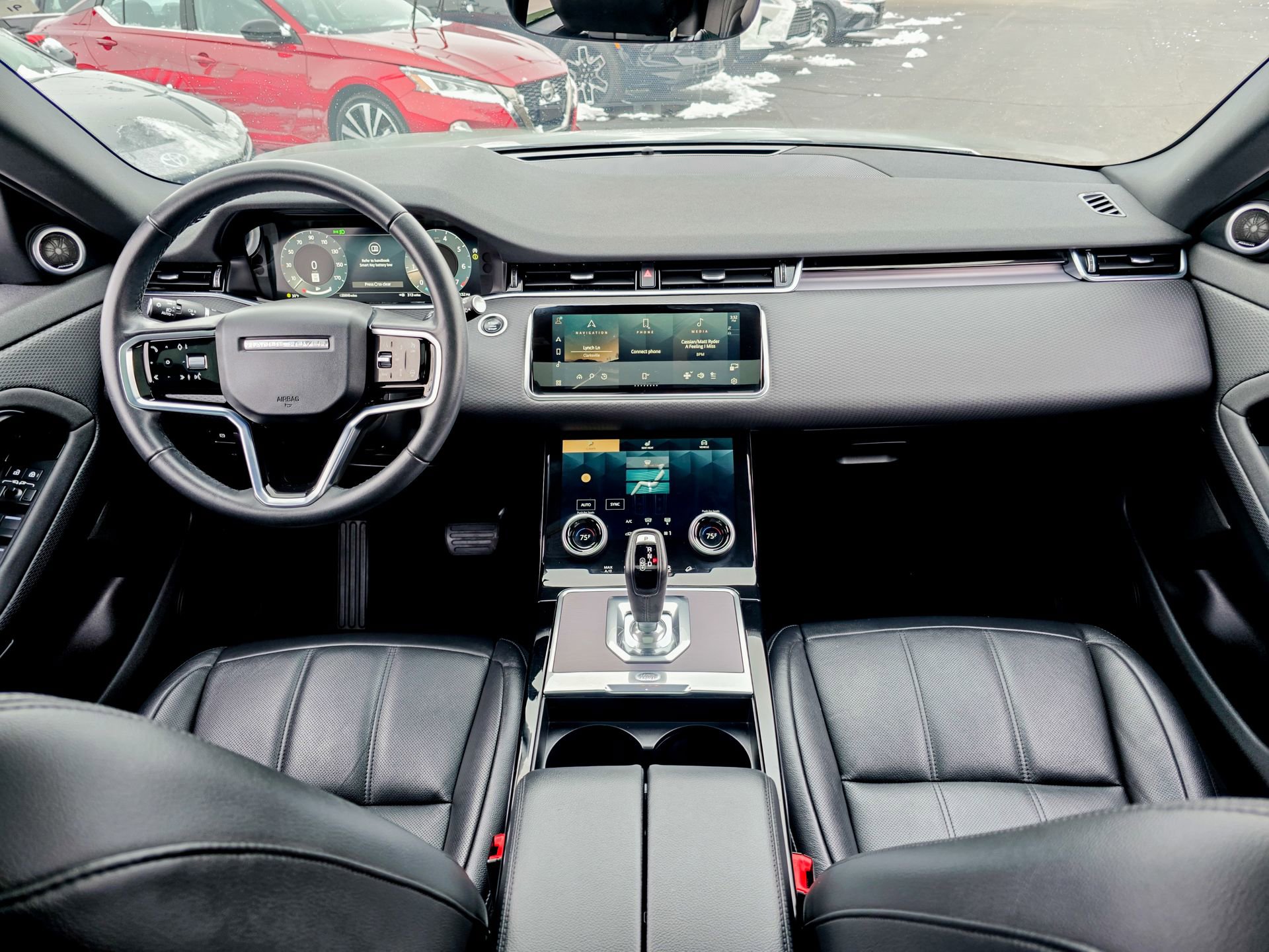 Used 2023 Land Rover Range Rover Evoque S image 38