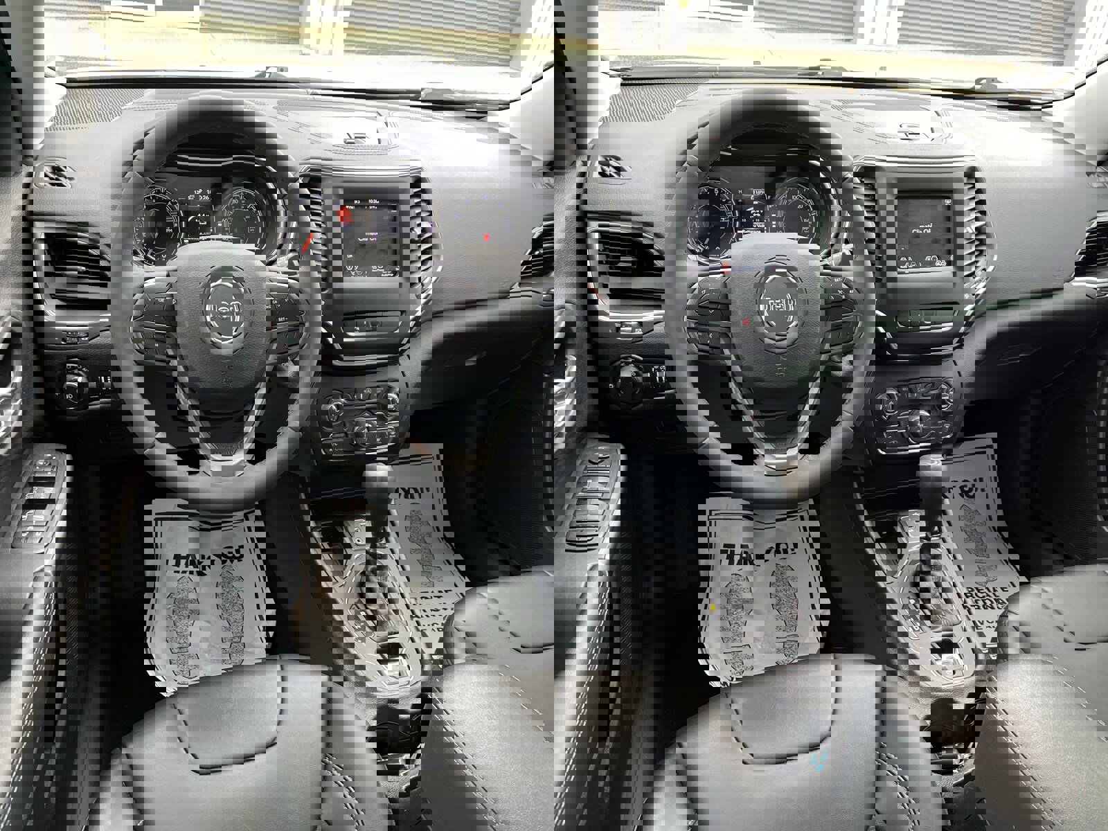 Used 2020 Jeep Cherokee Latitude Plus image 16