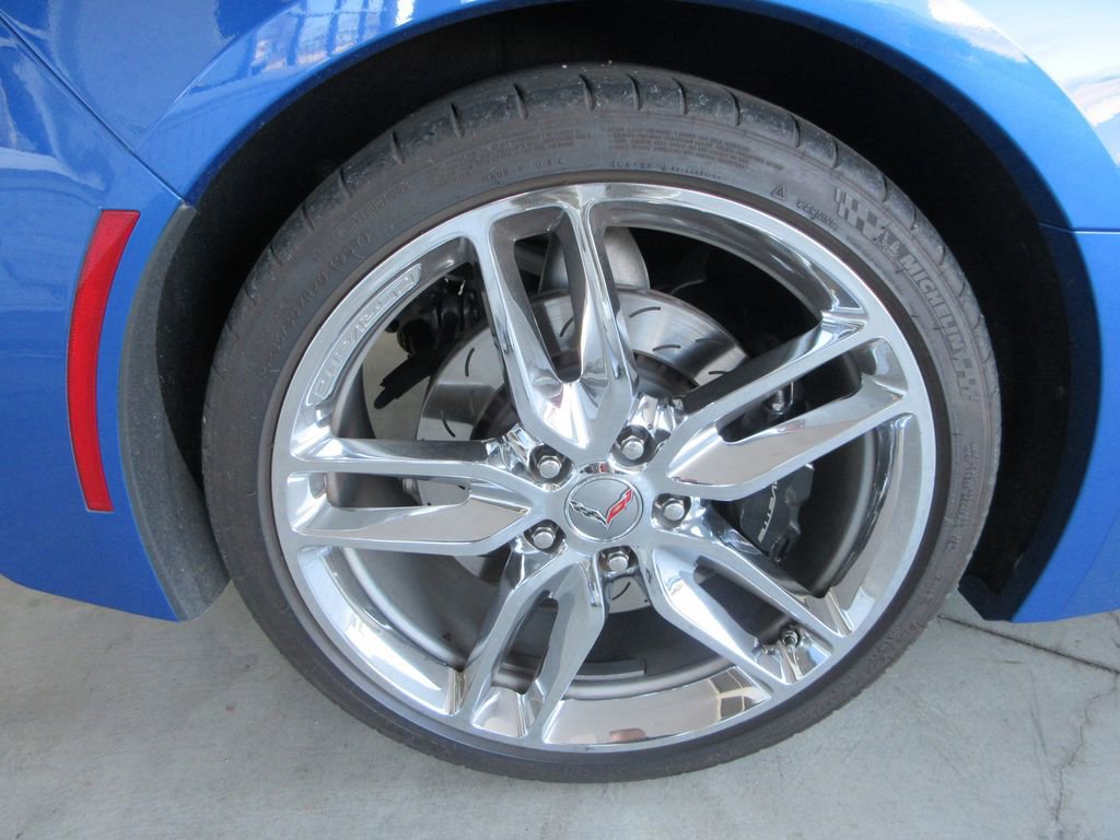 Used 2016 Chevrolet Corvette Stingray Coupe w/ 2LT Preferred Equipment Group image 12