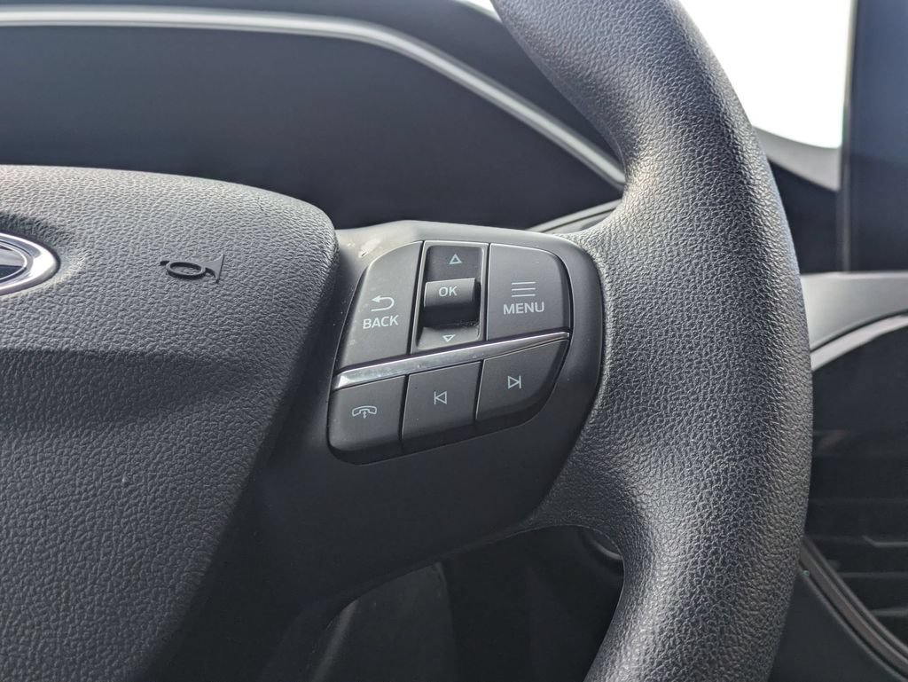 Used 2025 Ford Escape Active AWD/4WD image 23