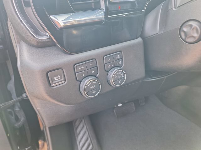 Used 2024 Chevrolet Silverado 1500 LTZ w/ LTZ Premium Package AWD/4WD image 18