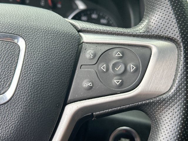 Used 2024 GMC Terrain SLE FWD image 50