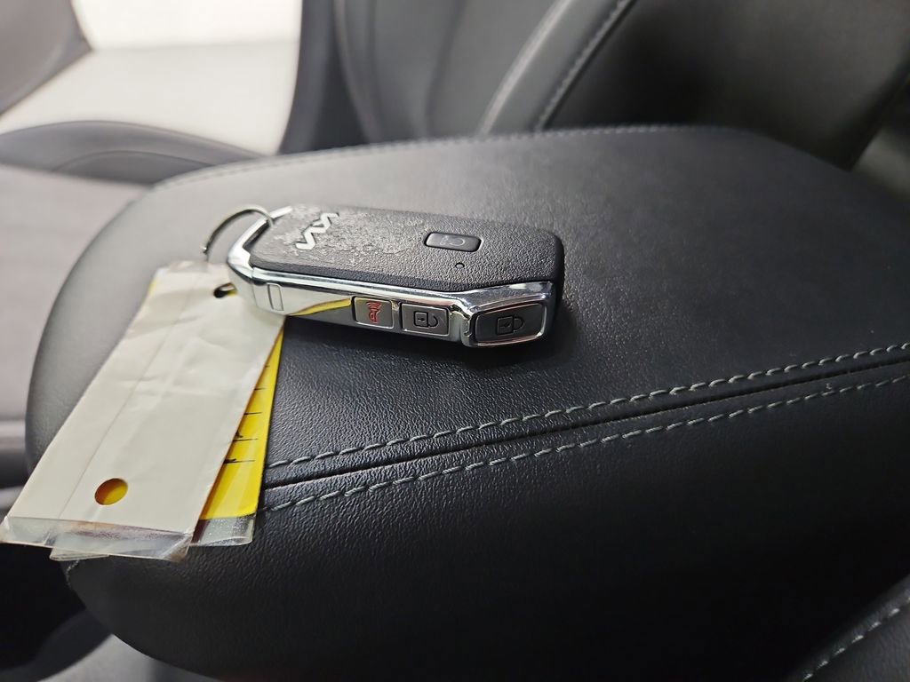 Used 2024 Kia Seltos SX image 29