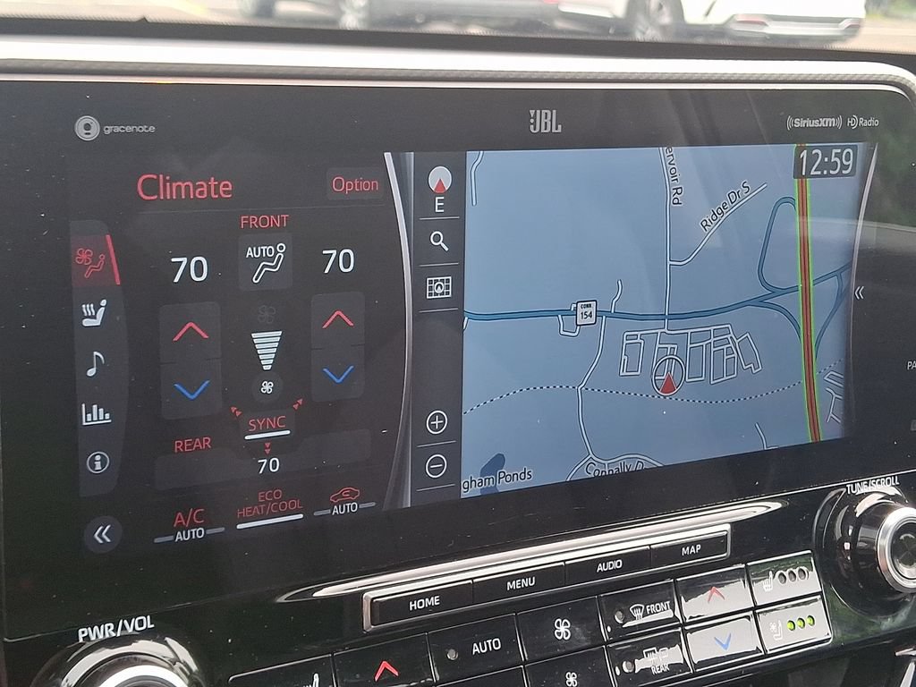 Used 2021 Toyota Highlander Platinum AWD/4WD image 18
