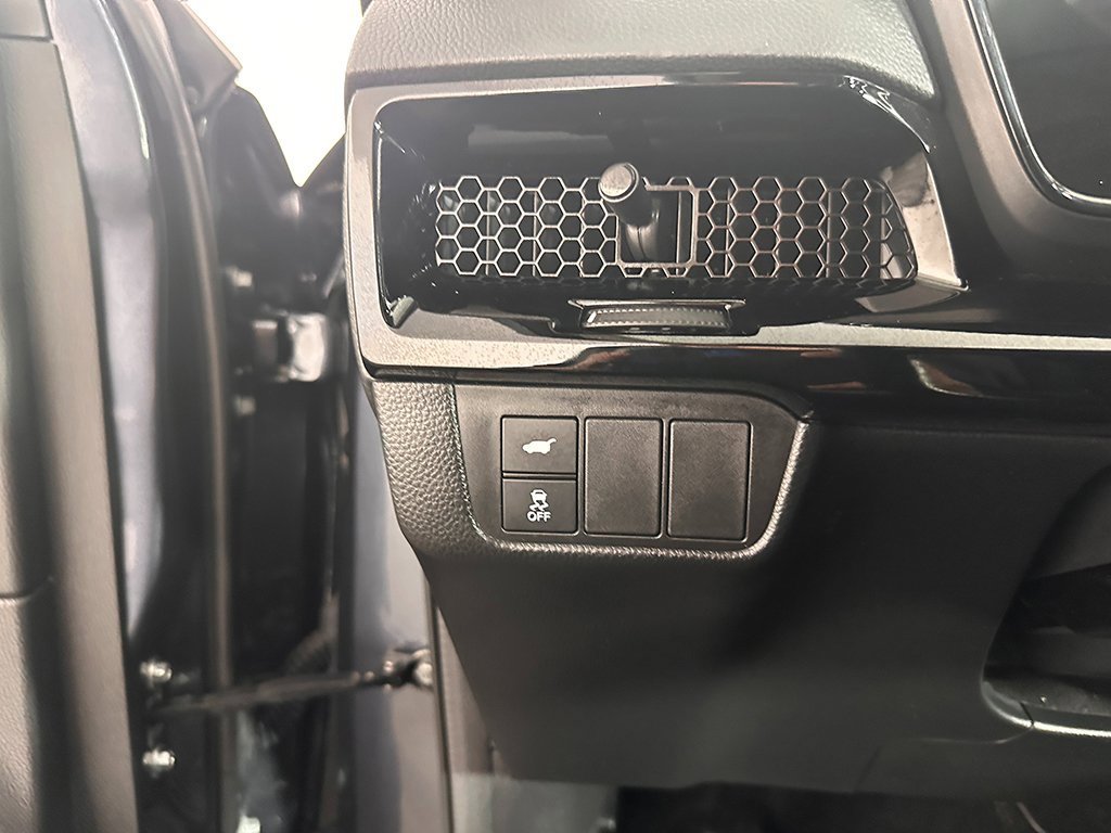 Used 2025 Honda CR-V EX-L image 40