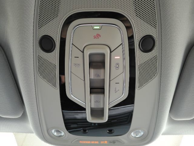Used 2022 Audi e-tron Premium Plus AWD/4WD image 53