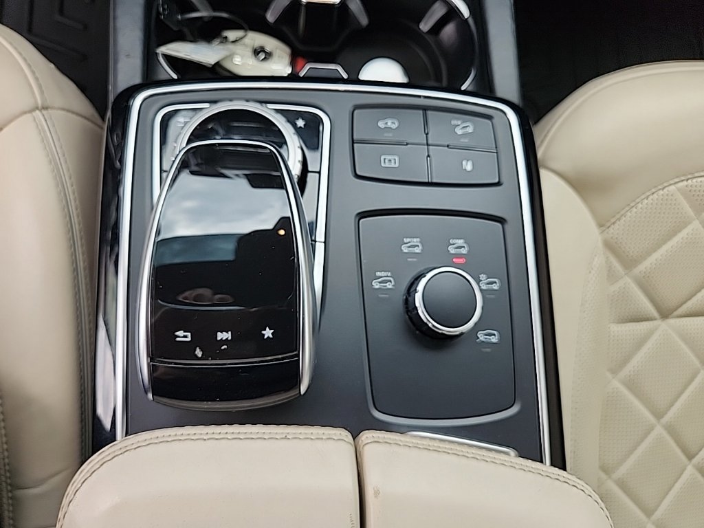 Used 2018 Mercedes-Benz GLS 550 4MATIC image 21