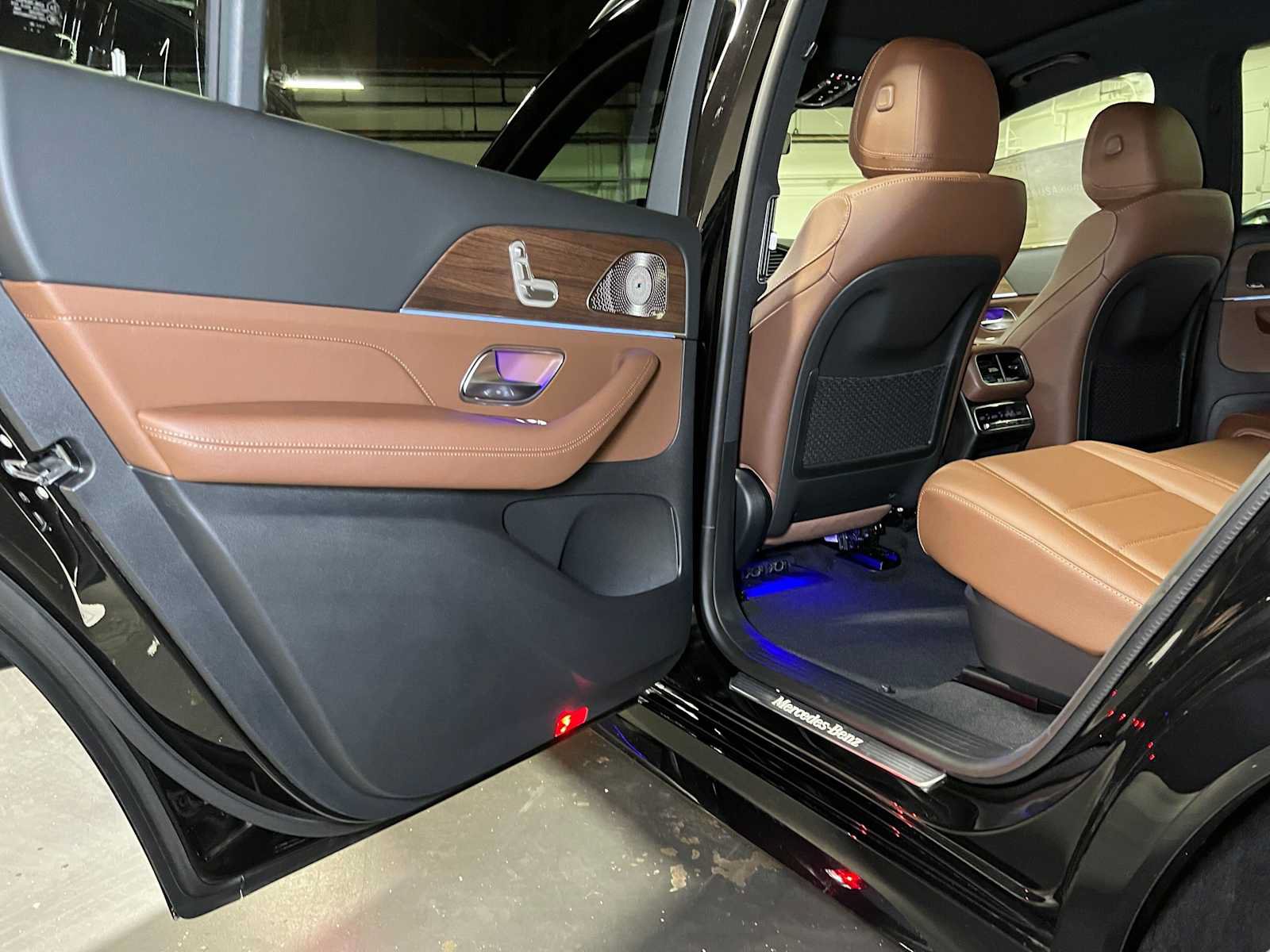 New 2026 Mercedes-Benz GLS 450 4MATIC image 18