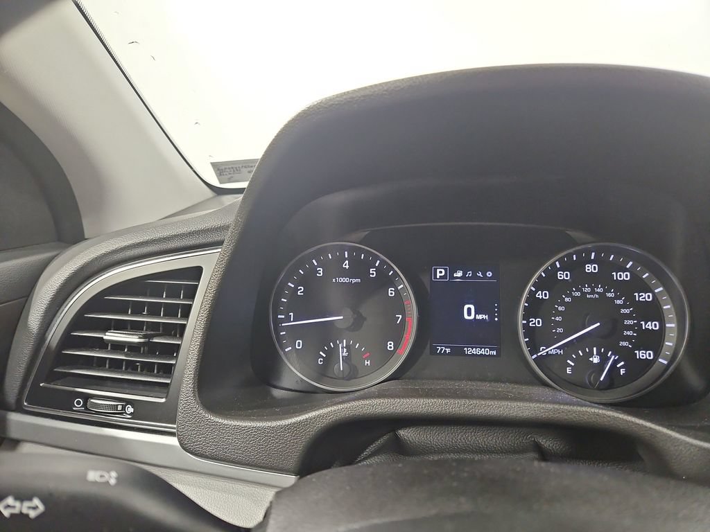 Used 2018 Hyundai Elantra Value Edition w/ Cargo Package FWD image 16