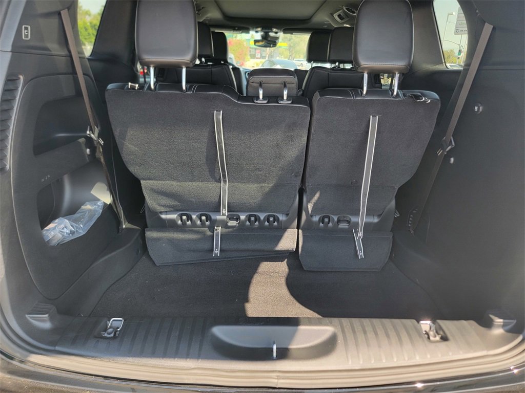 New 2024 Chrysler Pacifica Touring-L w/ S Appearance Package image 12