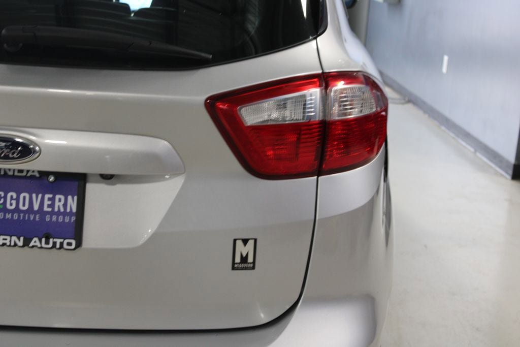 Used 2016 Ford C-MAX Energi SEL w/ Equipment Group 302A FWD image 40