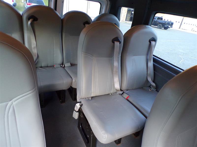 Used 2014 Ford E-250 and Econoline 250 Extended w/ Power Group image 30