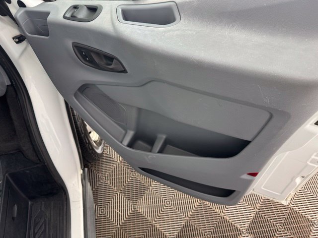 Used 2018 Ford Transit 150 XL RWD image 21