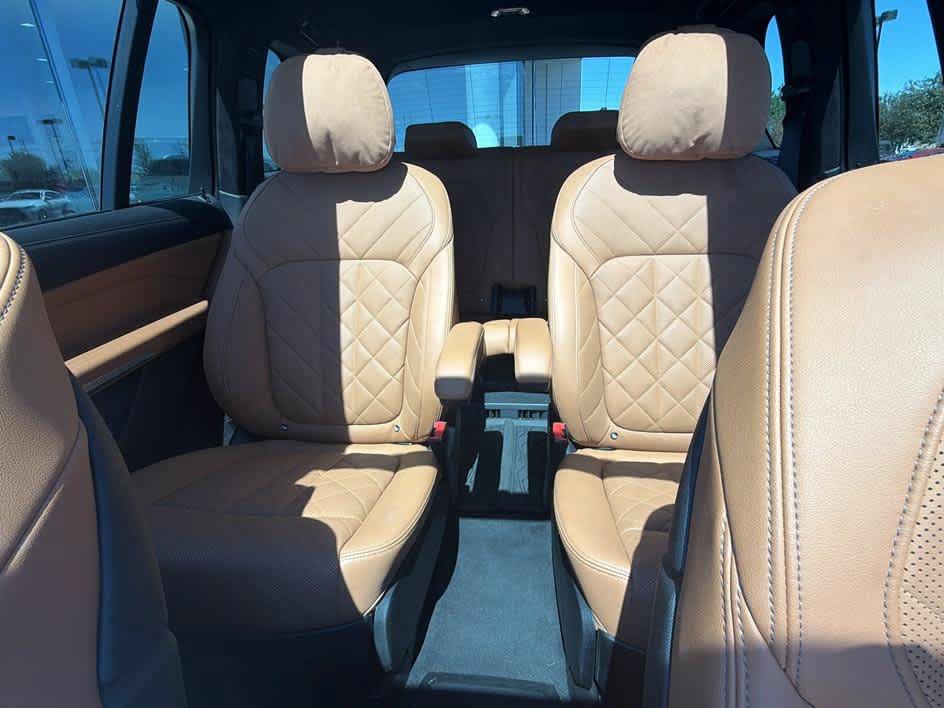Used 2024 BMW X7 xDrive40i w/ M Sport Package AWD/4WD image 27
