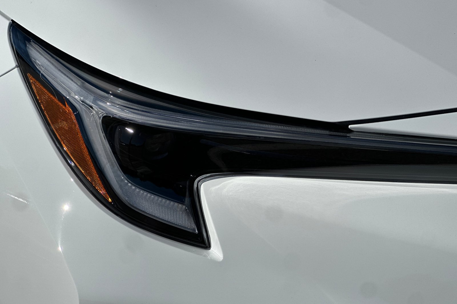 New 2027 Toyota Corolla XSE FWD image 31