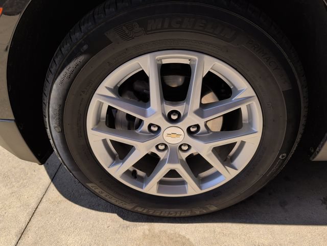 Used 2024 Chevrolet Equinox LS w/ Driver Confidence II Package FWD image 24