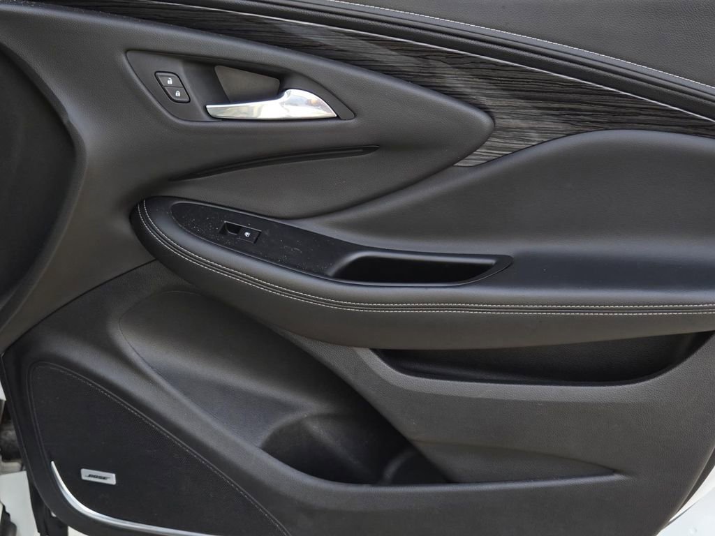 Used 2017 Buick Envision Premium image 8