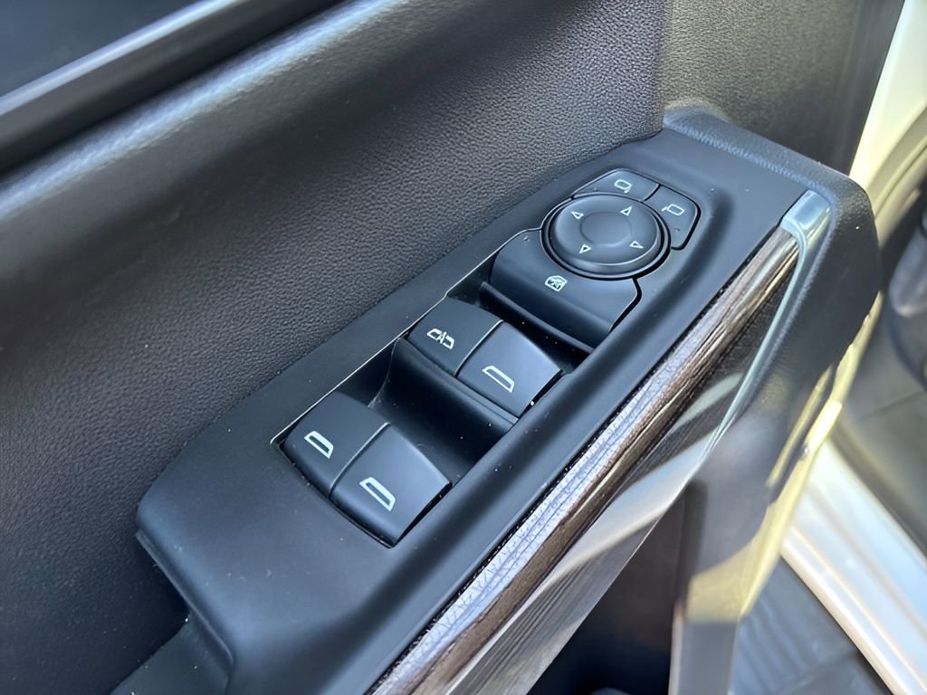 Used 2020 Chevrolet Silverado 1500 RST AWD/4WD image 15