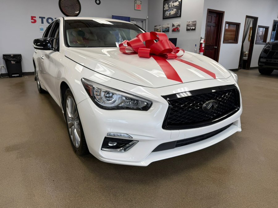 Used 2020 INFINITI Q50 Luxe w/ All Weather Package image 2