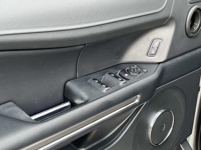 Used 2023 Ford Expedition XLT image 10