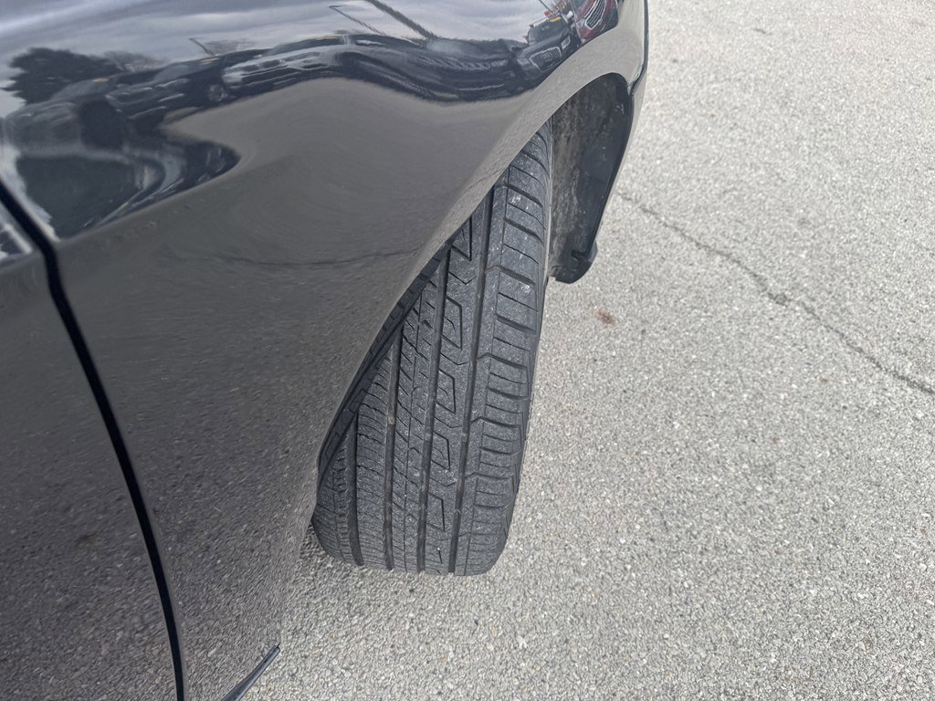 Used 2014 Ford Focus SE w/ SE Winter Package FWD image 10