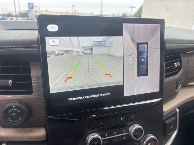 Used 2023 Ford Expedition Max Limited image 14