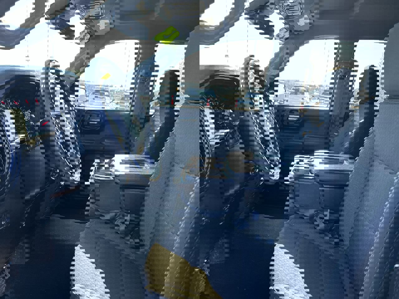 Used 2023 Chevrolet Silverado 1500 Custom image 22