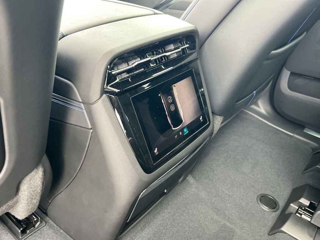 New 2026 Cadillac Escalade IQL Luxury image 30