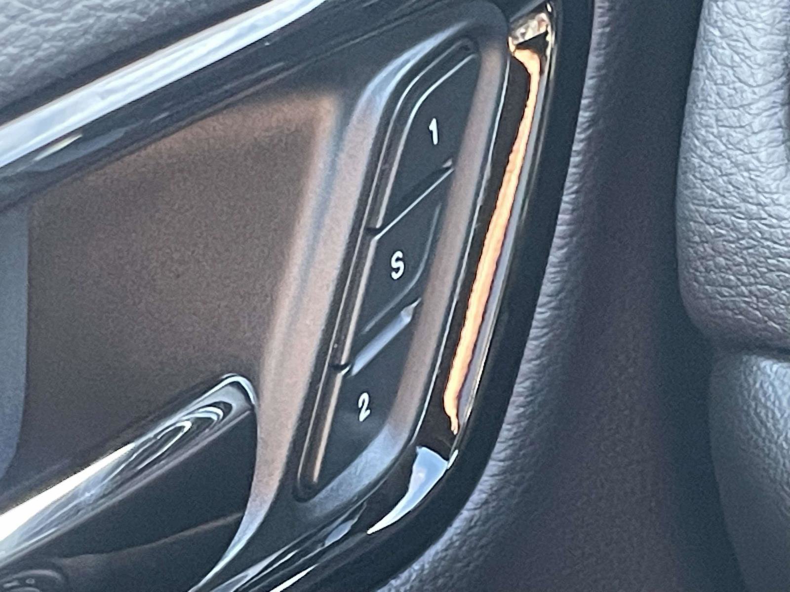 Used 2022 Dodge Durango GT image 13