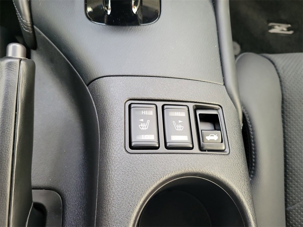 Certified 2024 Nissan Z Performance w/ Floor Mat Package image 19
