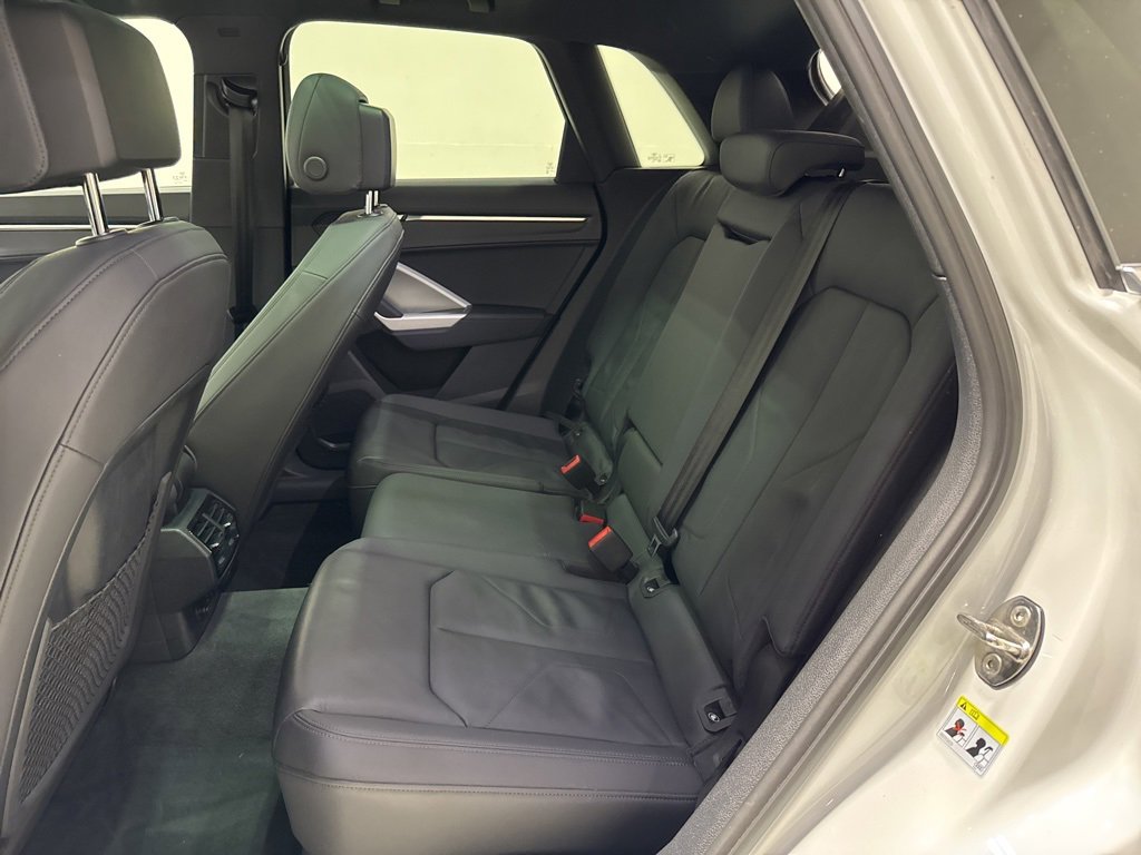 Used 2022 Audi Q3 2.0T Premium image 28