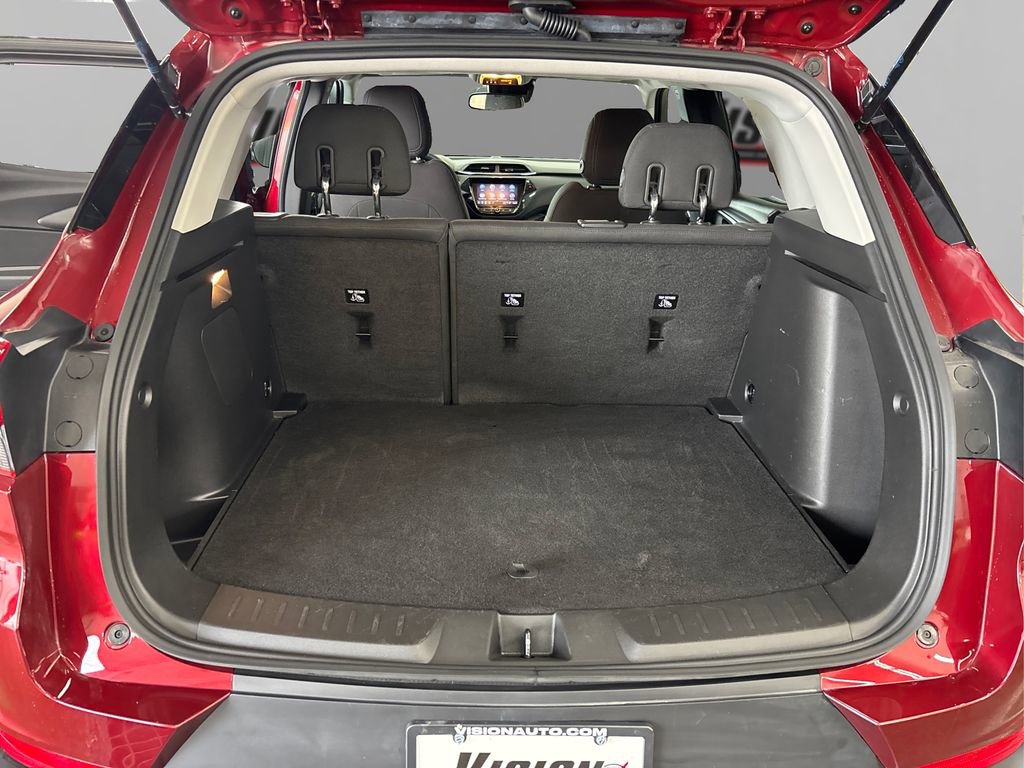 Used 2023 Chevrolet TrailBlazer LT w/ Convenience Package image 11