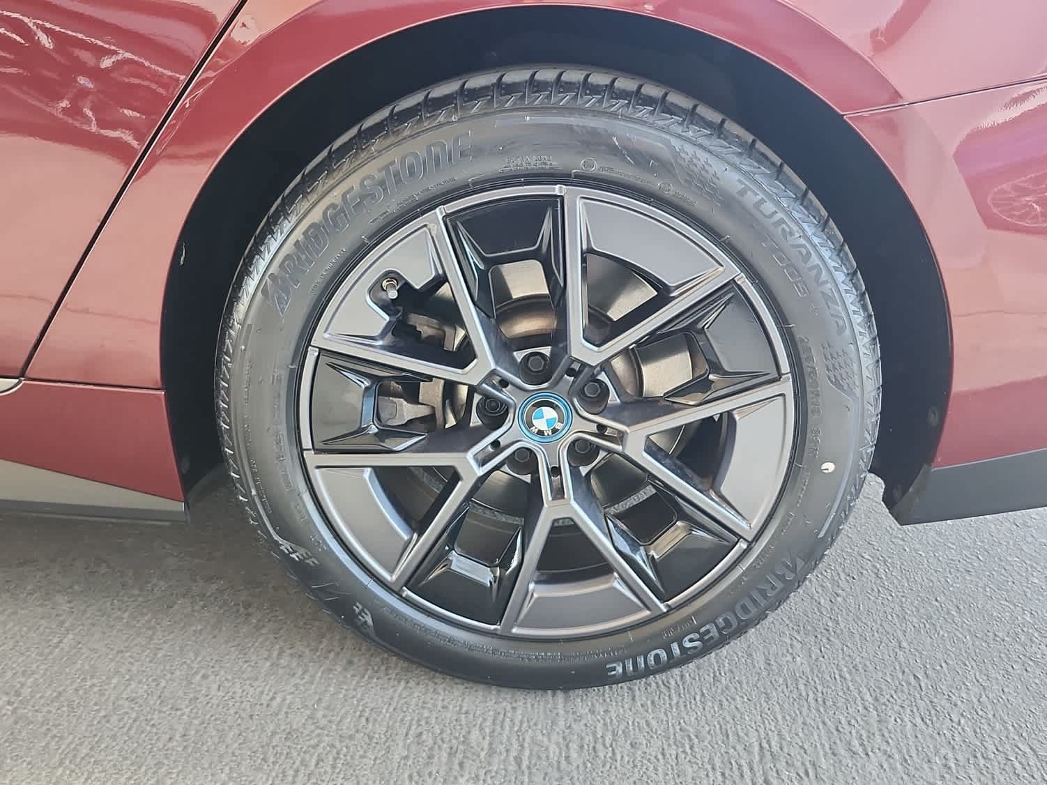 Used 2023 BMW i4 eDrive40 w/ Premium Package RWD image 10