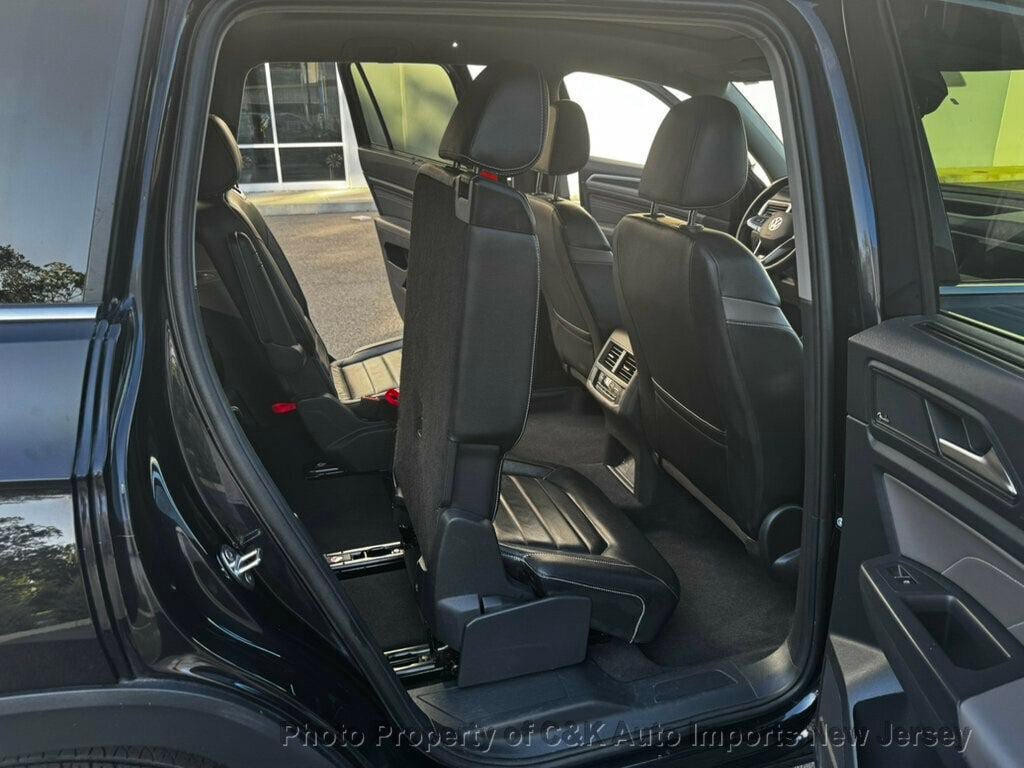 Used 2022 Volkswagen Atlas SEL Premium AWD/4WD image 34
