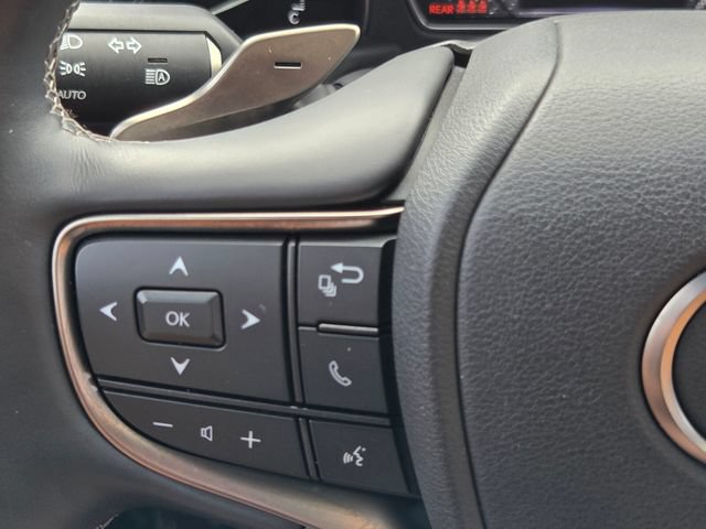 Used 2022 Lexus LS 500 w/ Accessory Package (Z1) RWD image 19