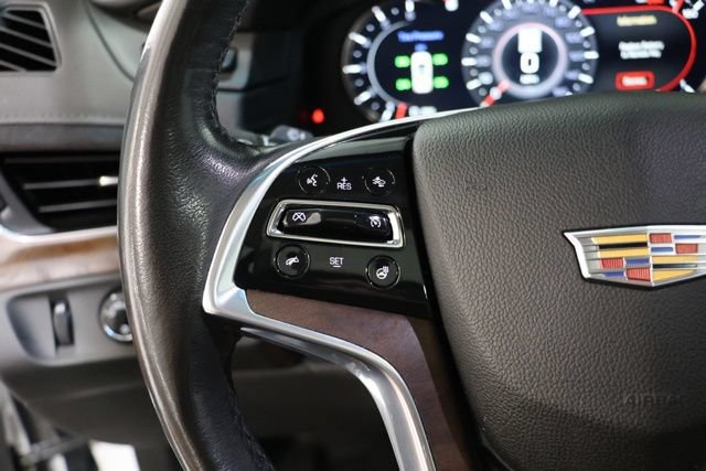 Used 2019 Cadillac Escalade ESV Luxury AWD/4WD image 19