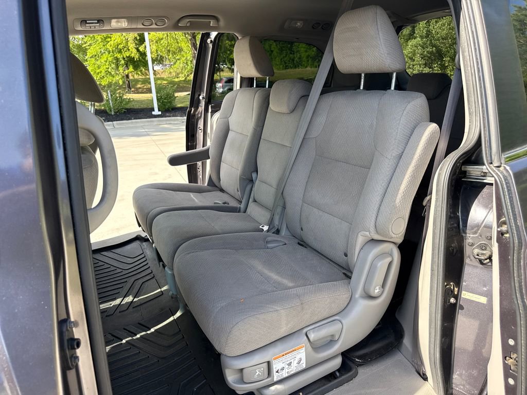 Used 2015 Honda Odyssey EX image 30