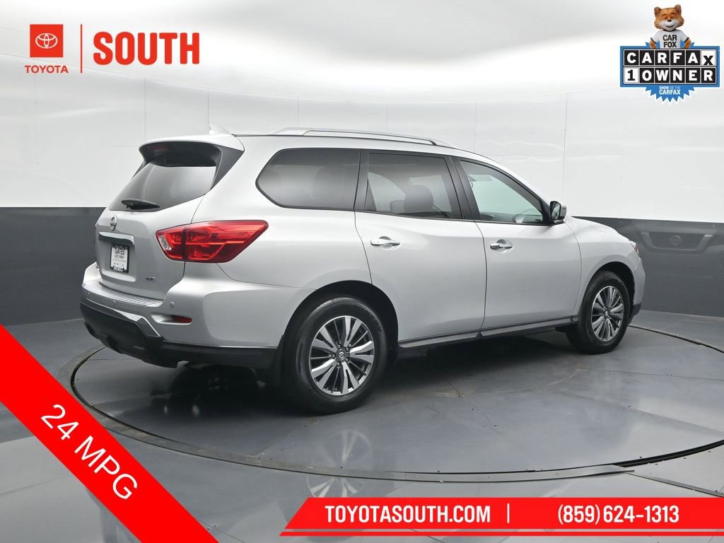 Used 2020 Nissan Pathfinder S AWD/4WD image 2