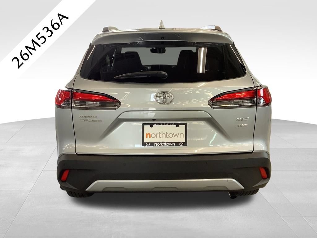 Used 2024 Toyota Corolla Cross XLE w/ Convenience Package AWD/4WD image 29