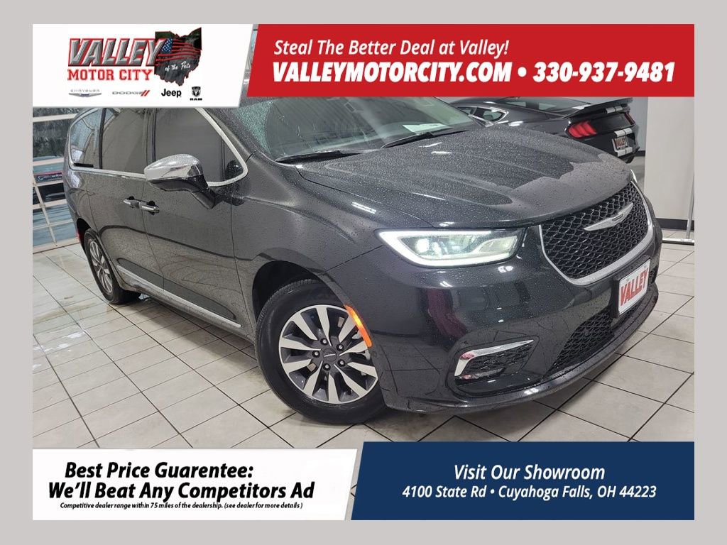 Used 2023 Chrysler Pacifica Limited