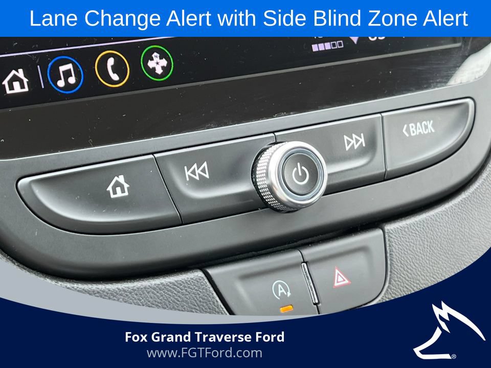 Used 2024 Chevrolet Malibu RS FWD image 23