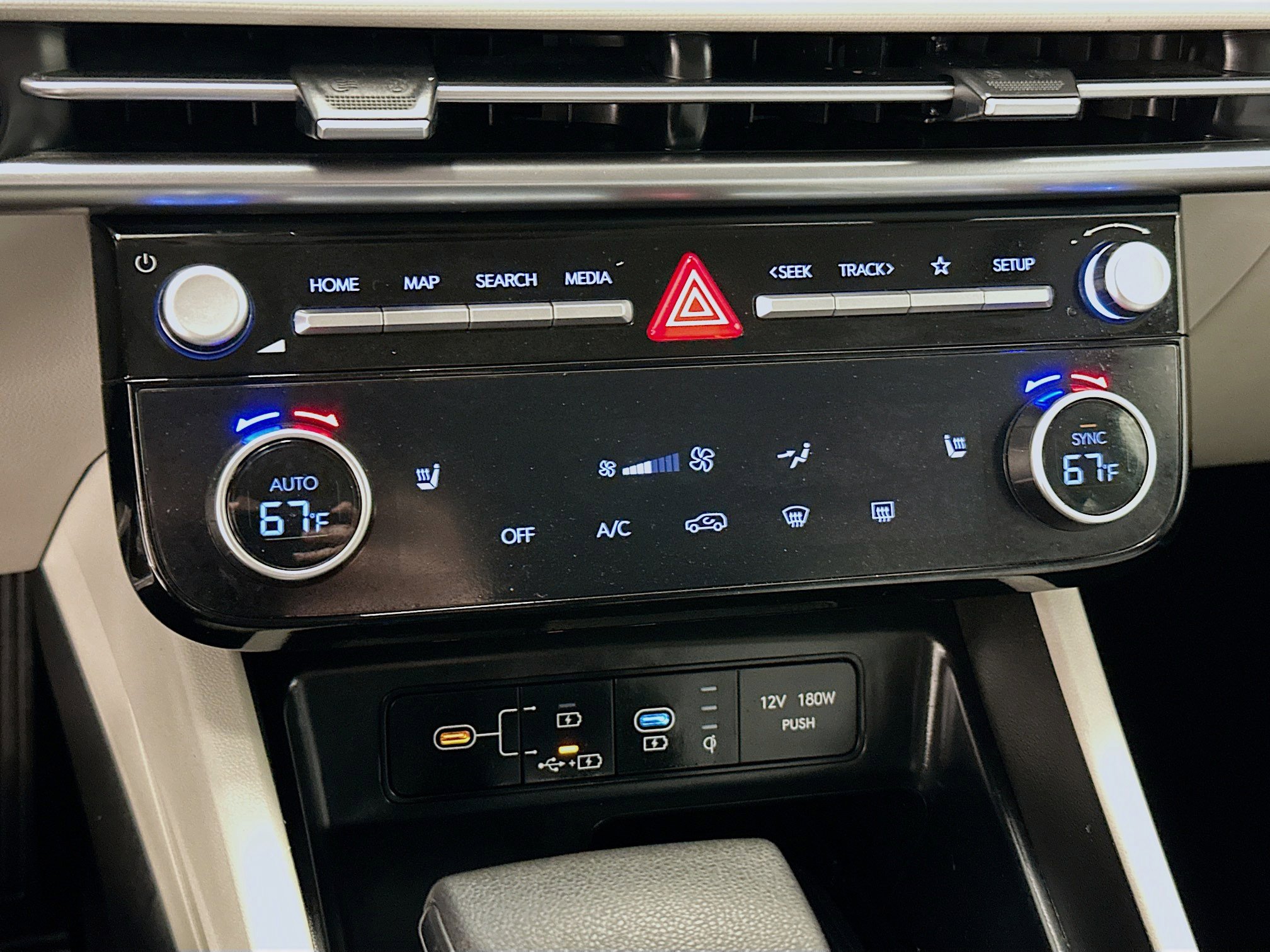 Used 2025 Hyundai Tucson SEL image 24