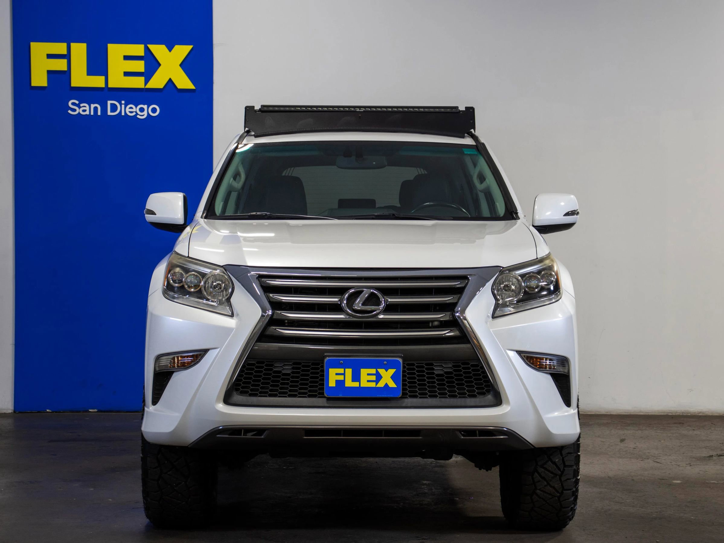 Used 2014 Lexus GX 460 image 8
