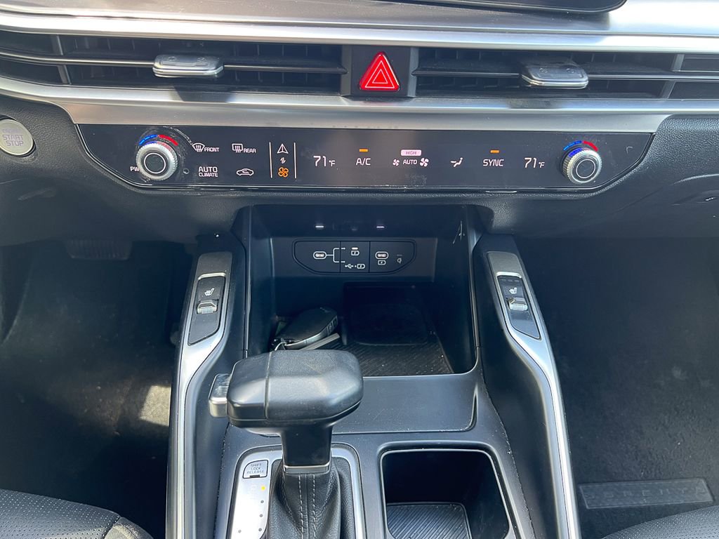 Used 2024 Kia Sorento S FWD image 22