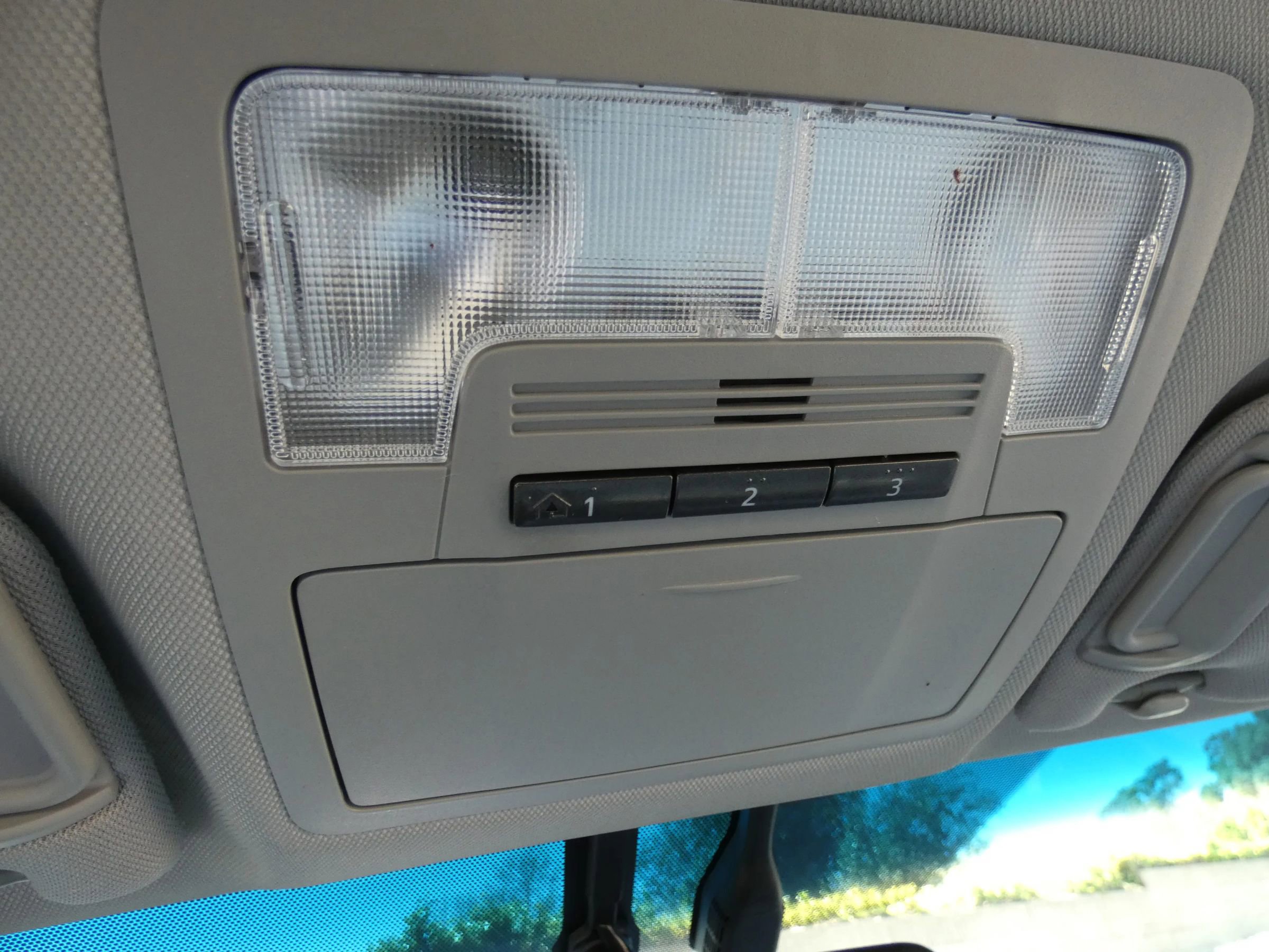 Used 2013 Toyota Camry XLE w/ Convenience Pkg image 71