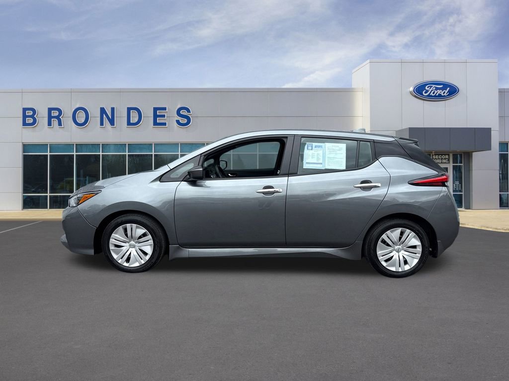 Used 2023 Nissan Leaf S image 1
