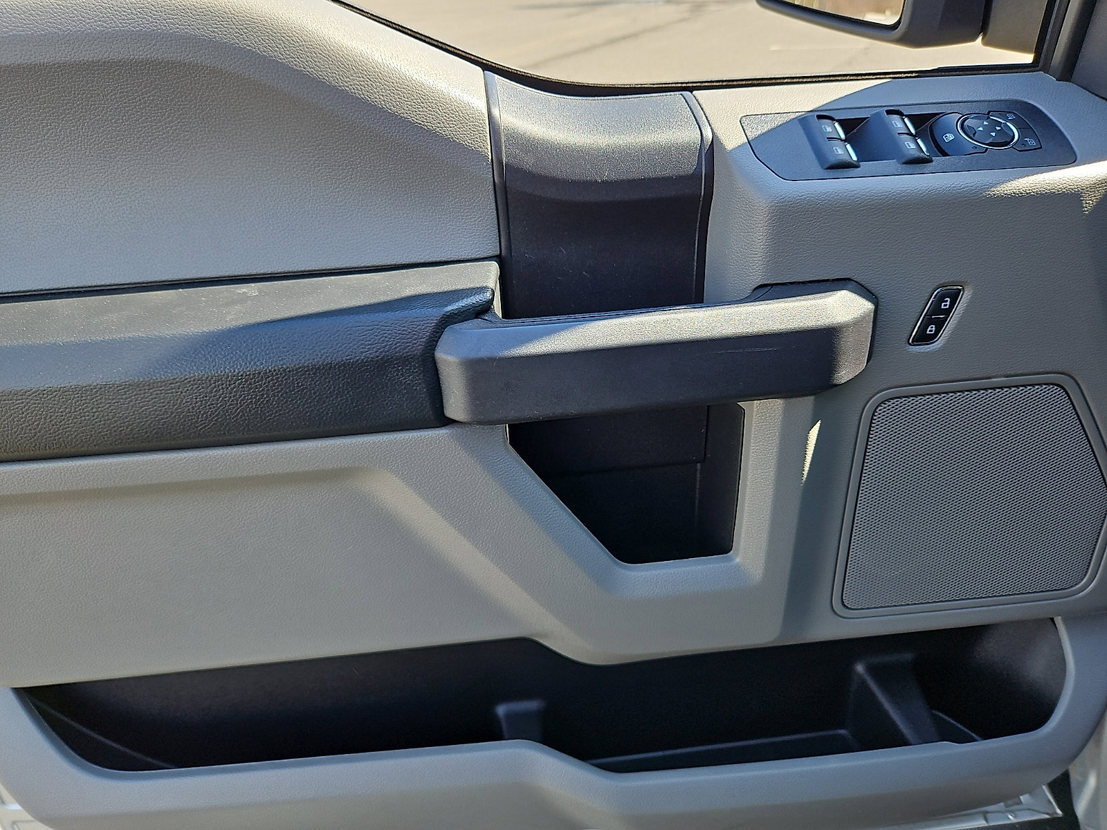 Used 2019 Ford F150 XL w/ Equipment Group 101A Mid image 12