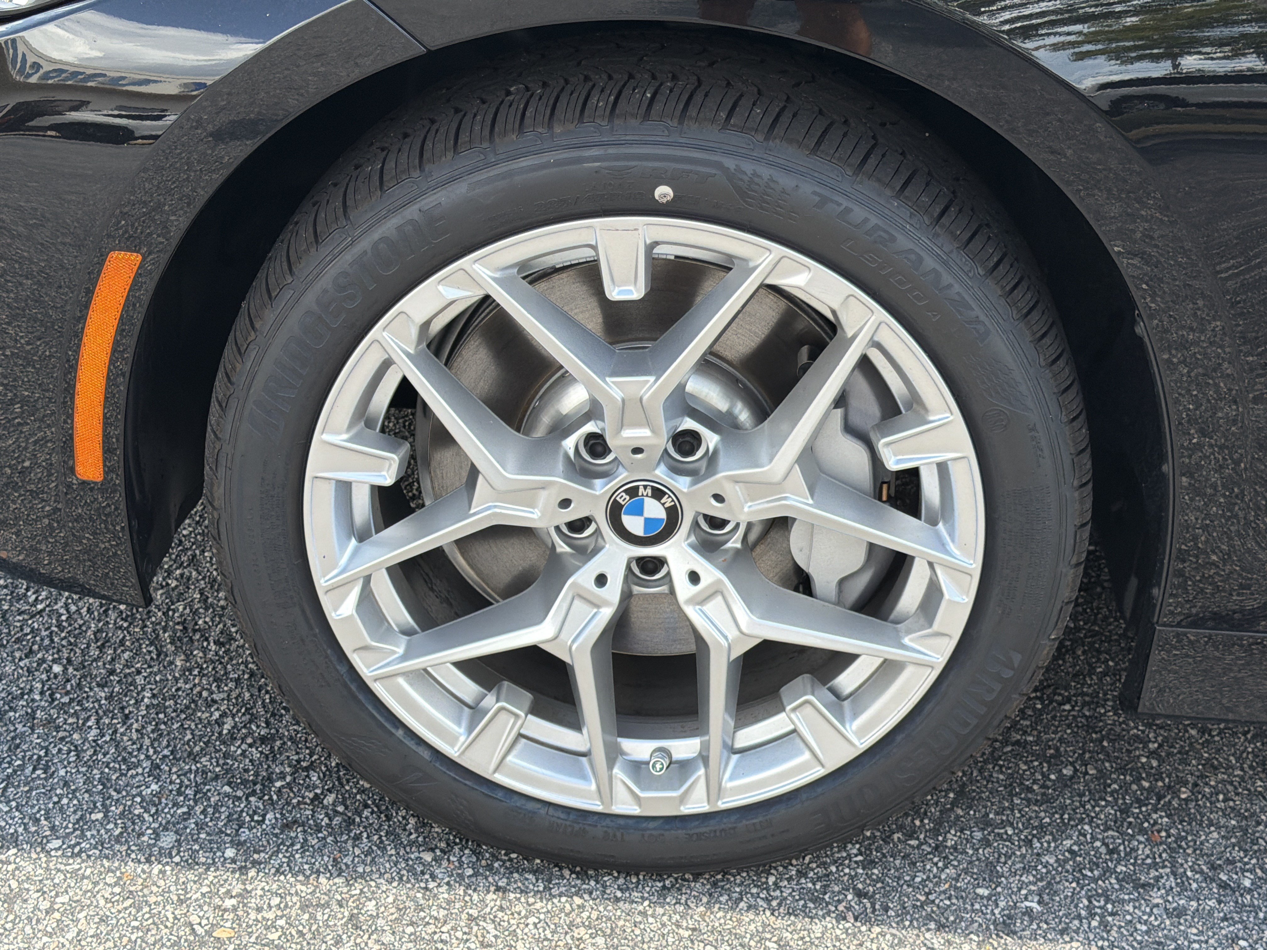 New 2026 BMW 330i Sedan w/ Premium Package RWD image 28