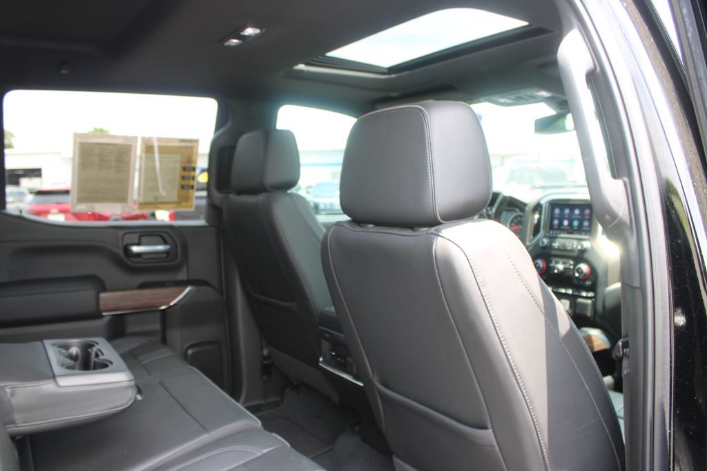 Used 2022 Chevrolet Silverado 1500 High Country w/ Safety Package II AWD/4WD image 34